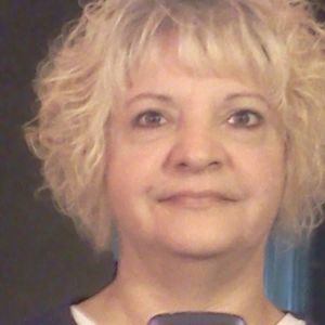 Meet your Posher, Laurie